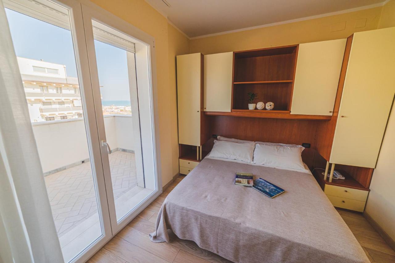 סוטומרינה Hotel Sole מראה חיצוני תמונה
