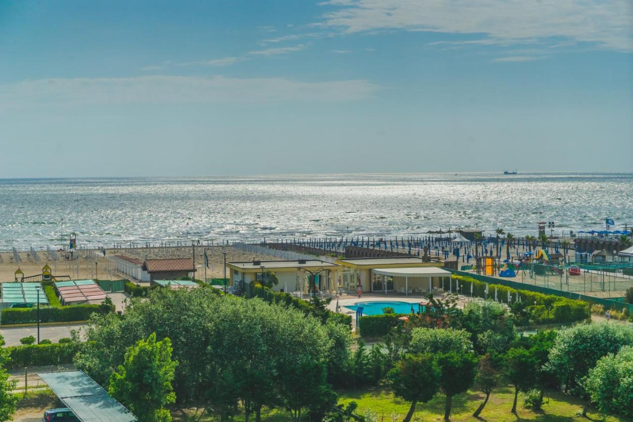 סוטומרינה Hotel Sole מראה חיצוני תמונה