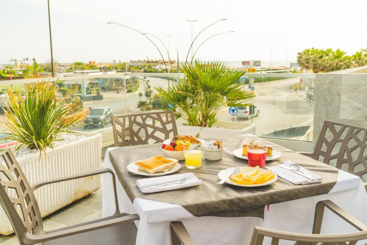 סוטומרינה Hotel Sole מראה חיצוני תמונה