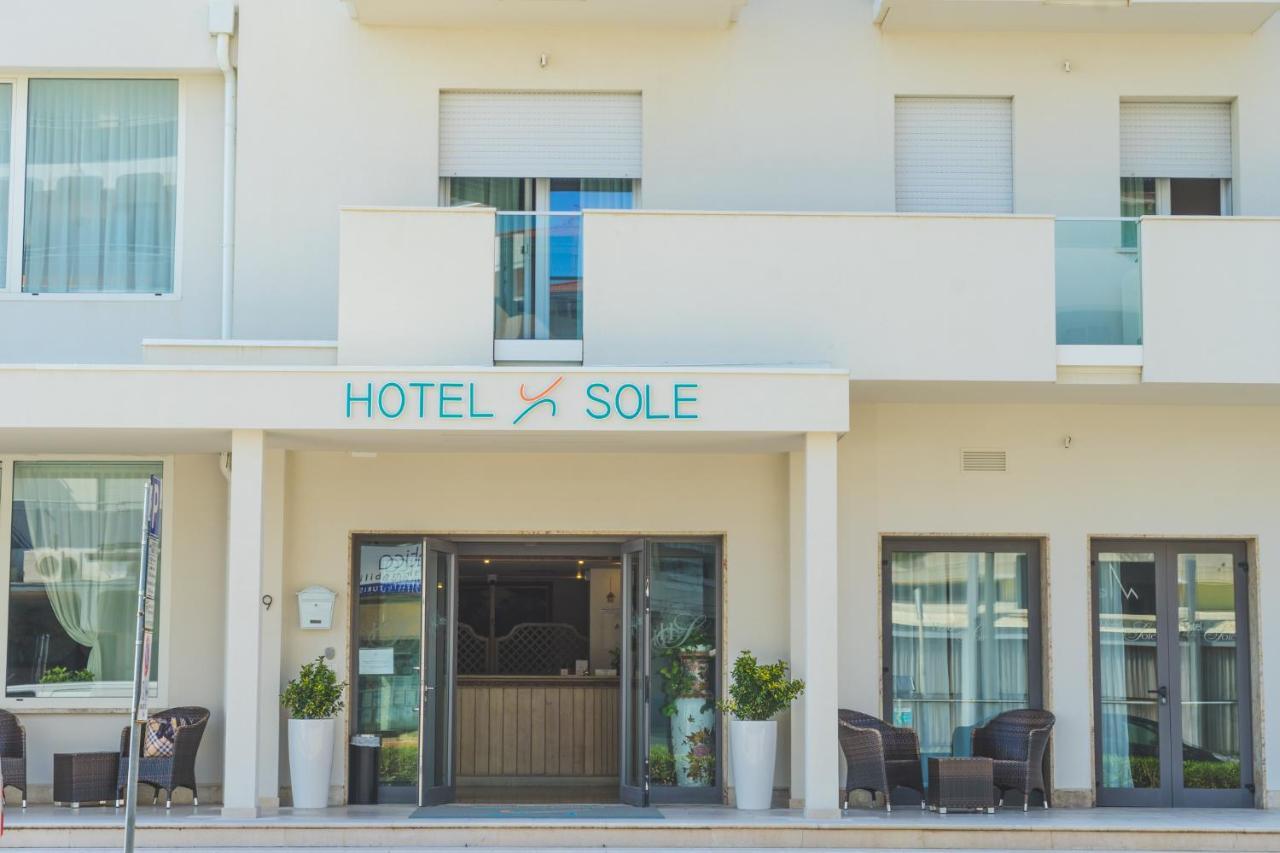 סוטומרינה Hotel Sole מראה חיצוני תמונה