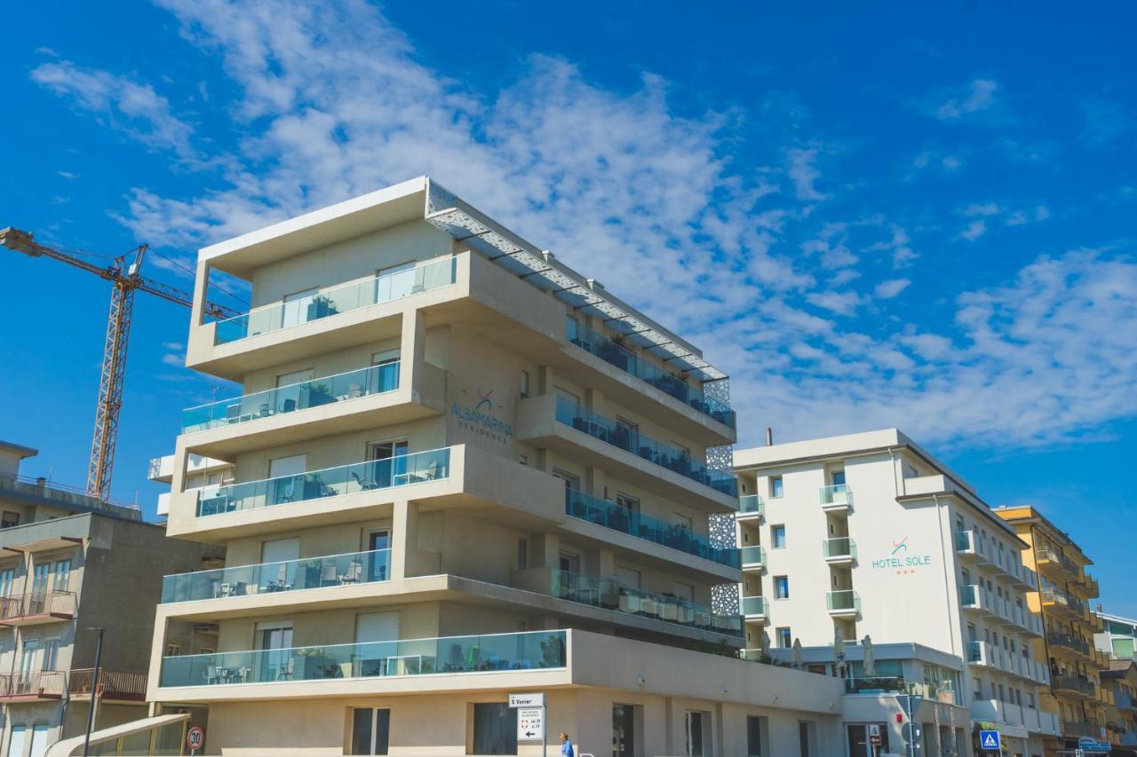 סוטומרינה Hotel Sole מראה חיצוני תמונה